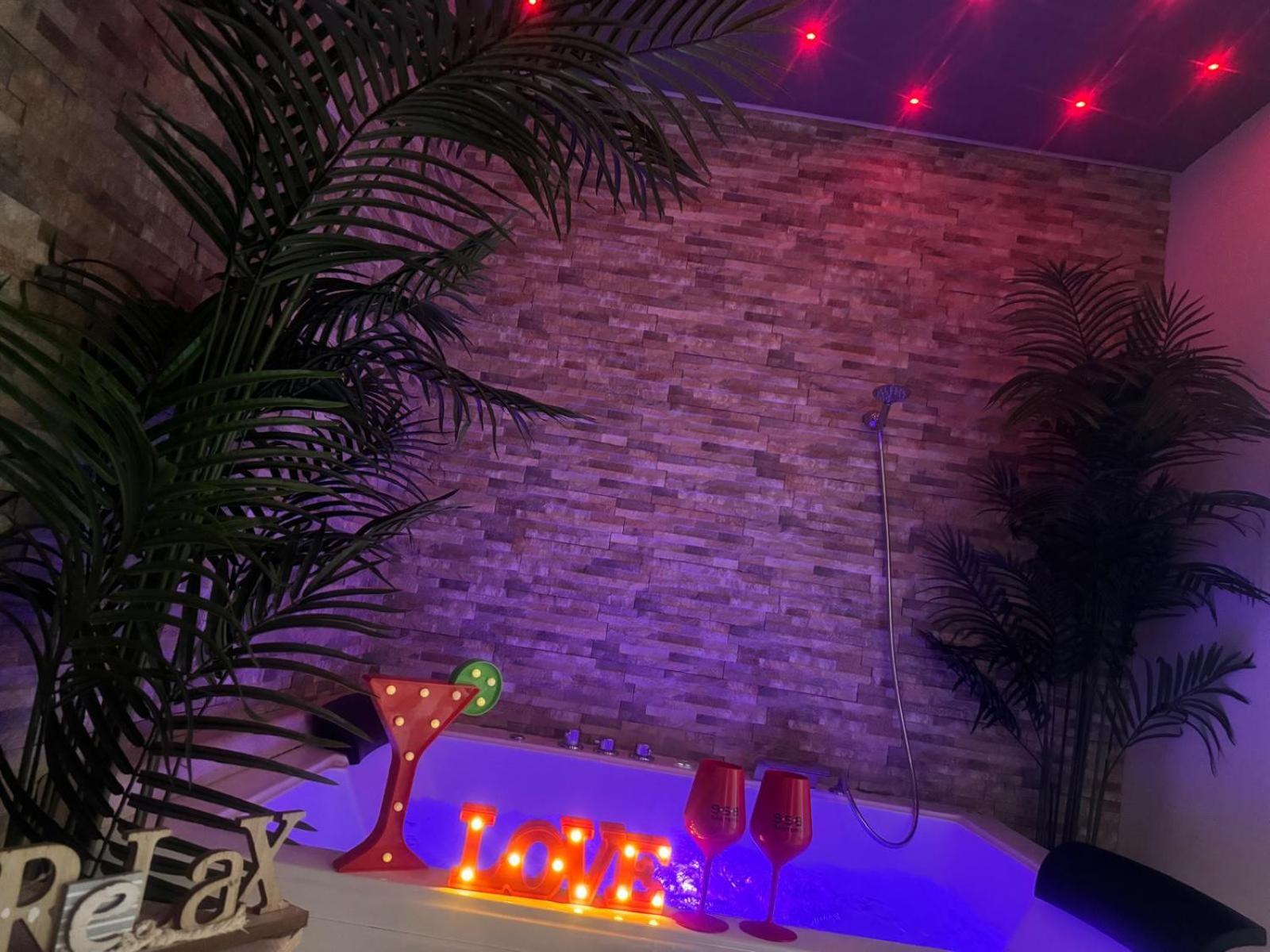 Mary Gery'S Rooms カステッランマーレ・デル・ゴルフォ エクステリア 写真